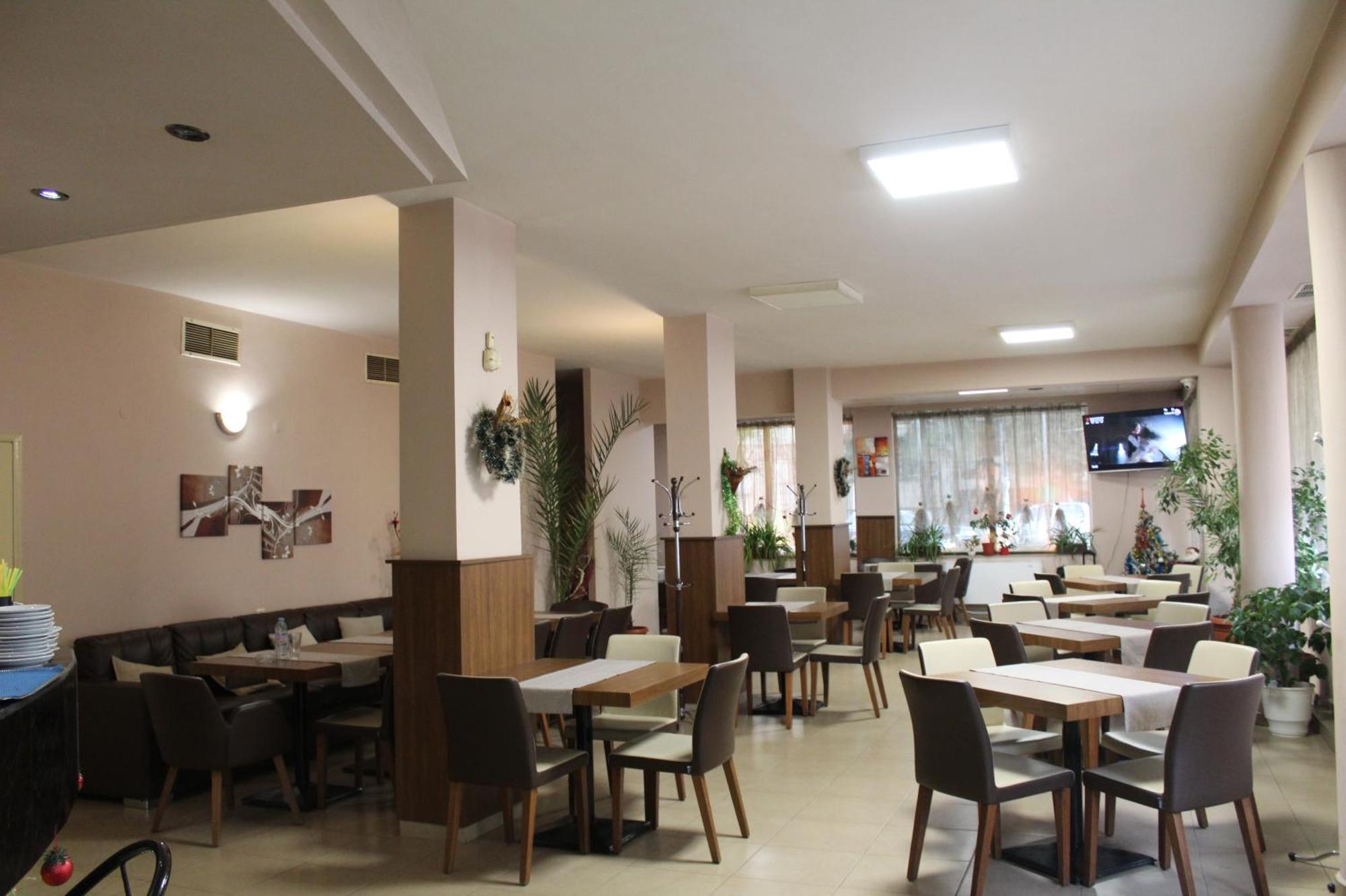 Family Hotel Bulgaria Kharmanli Εξωτερικό φωτογραφία